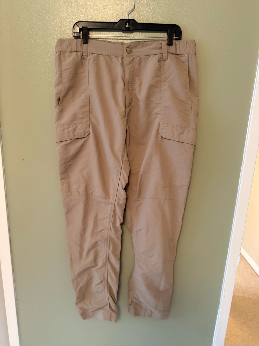 Northface - Men's Casual Cargo Pants in Light Khaki